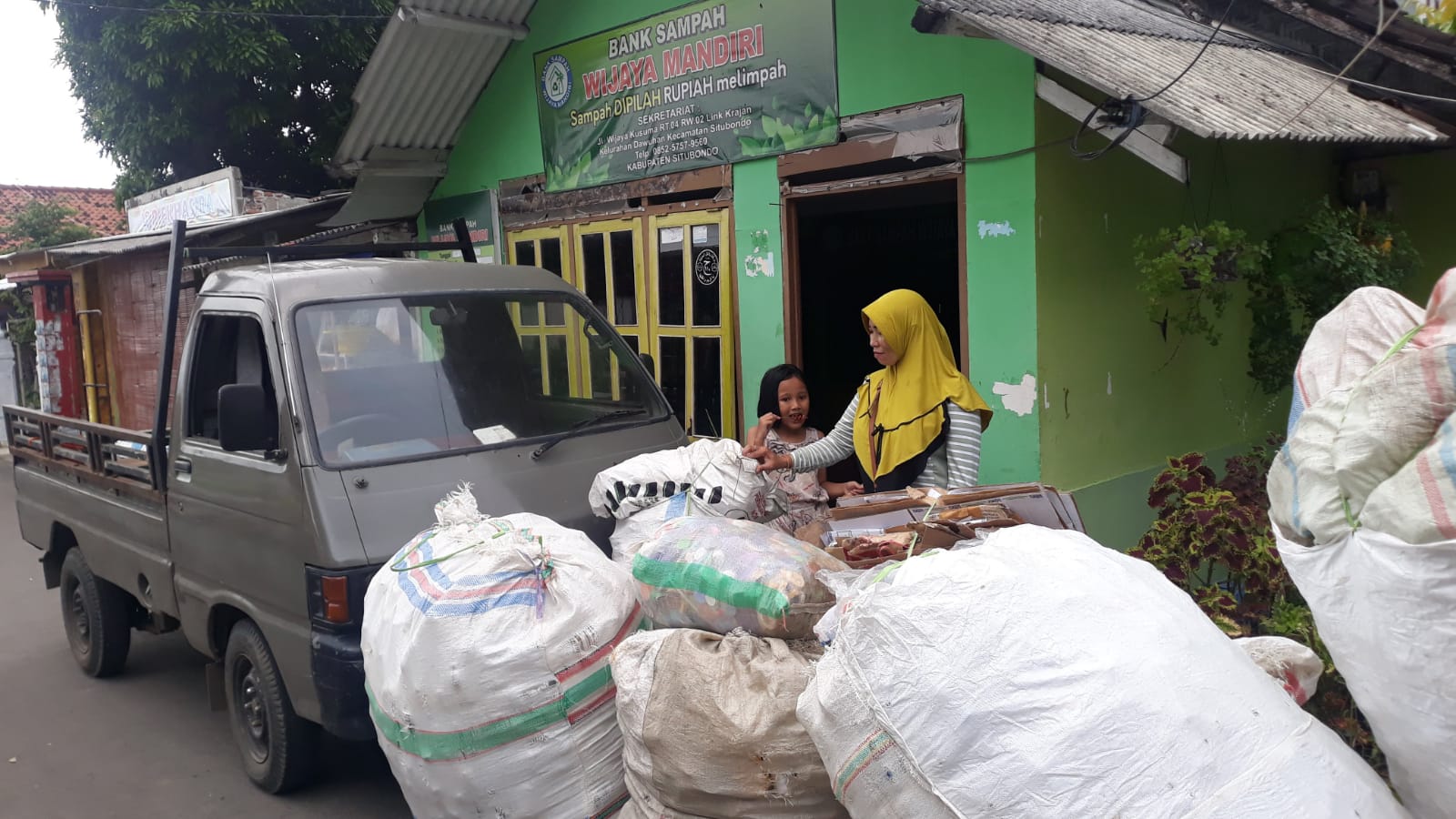 Bank Sampah Wijaya Mandiri Jadi Penggerak Pengelolaan Sampah di Perkotaan Situbondo