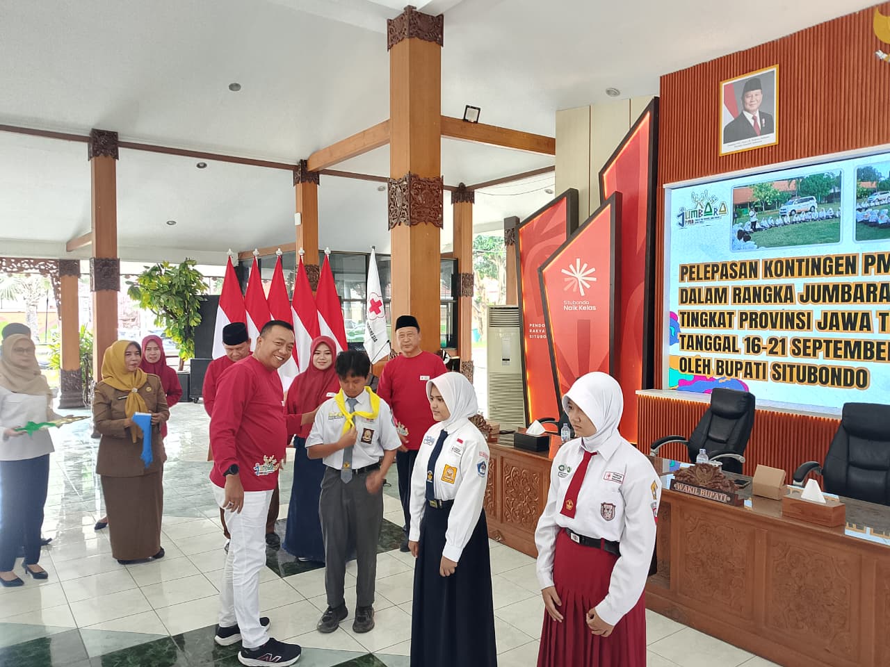Bupati Situbondo Lepas Kontingen PMR ke Jumbara X Jatim