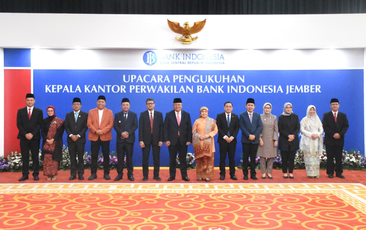 Hadiri Pengukuhan Kepala BI Jember, Bupati Situbondo Tegaskan Sinergi Pengendalian Inflasi dan UMKM