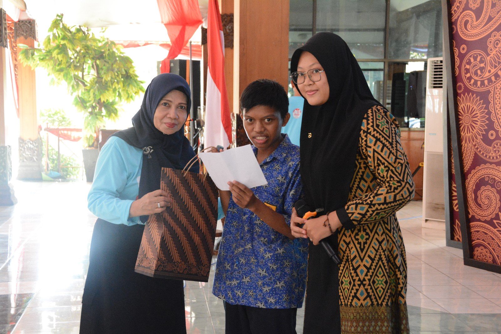 Kelola Stres, Puluhan Pelajar Ikuti Seminar DP3AP2KB Situbondo