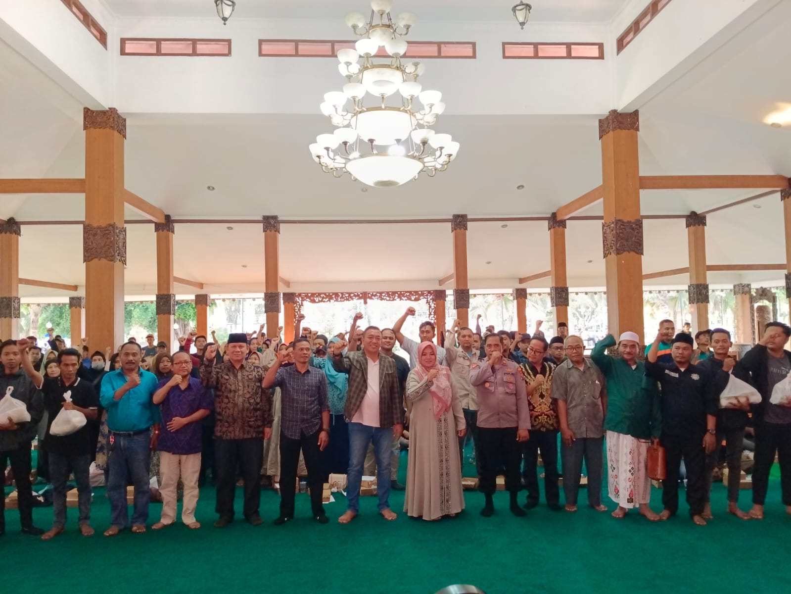 May Day, Bupati Situbondo Gelar Dialog Interaktif dengan Buruh