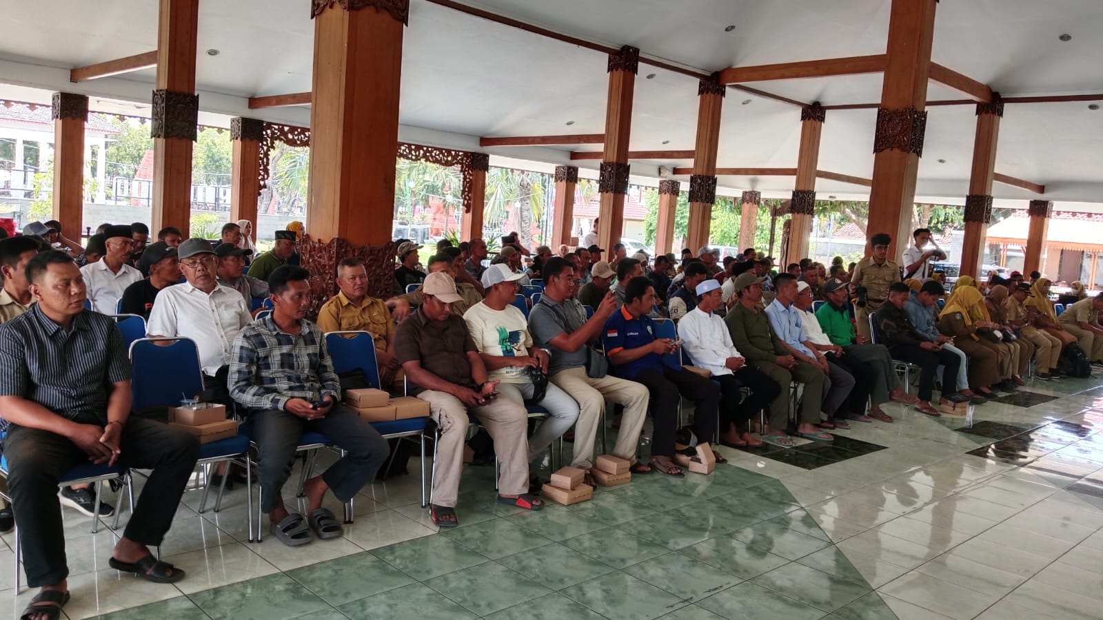 Pemkab Situbondo Dorong Produktivitas Pertanian Lewat Hibah Rp7,2 Miliar, Fokus pada Air dan Diversifikasi Tanaman