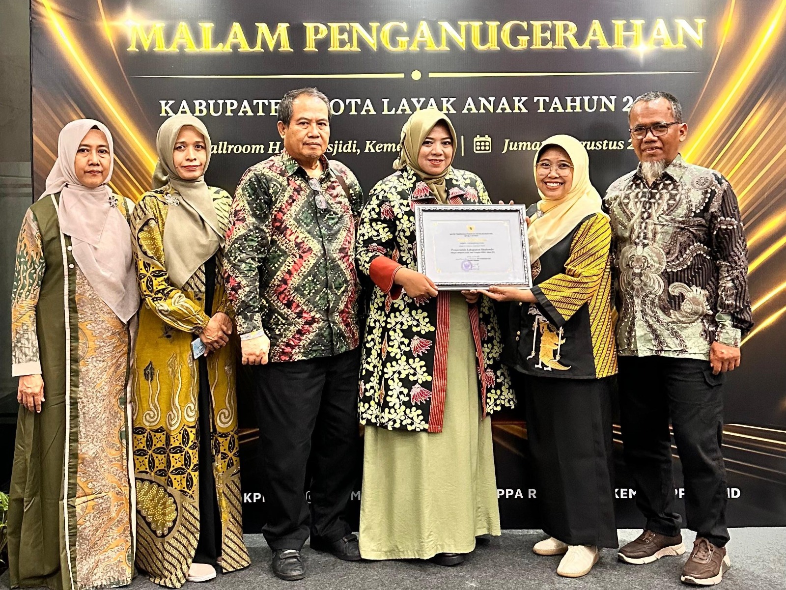 Pemkab Situbondo Raih Penghargaan Nasional Kabupaten Layak Anak Kategori Nindya