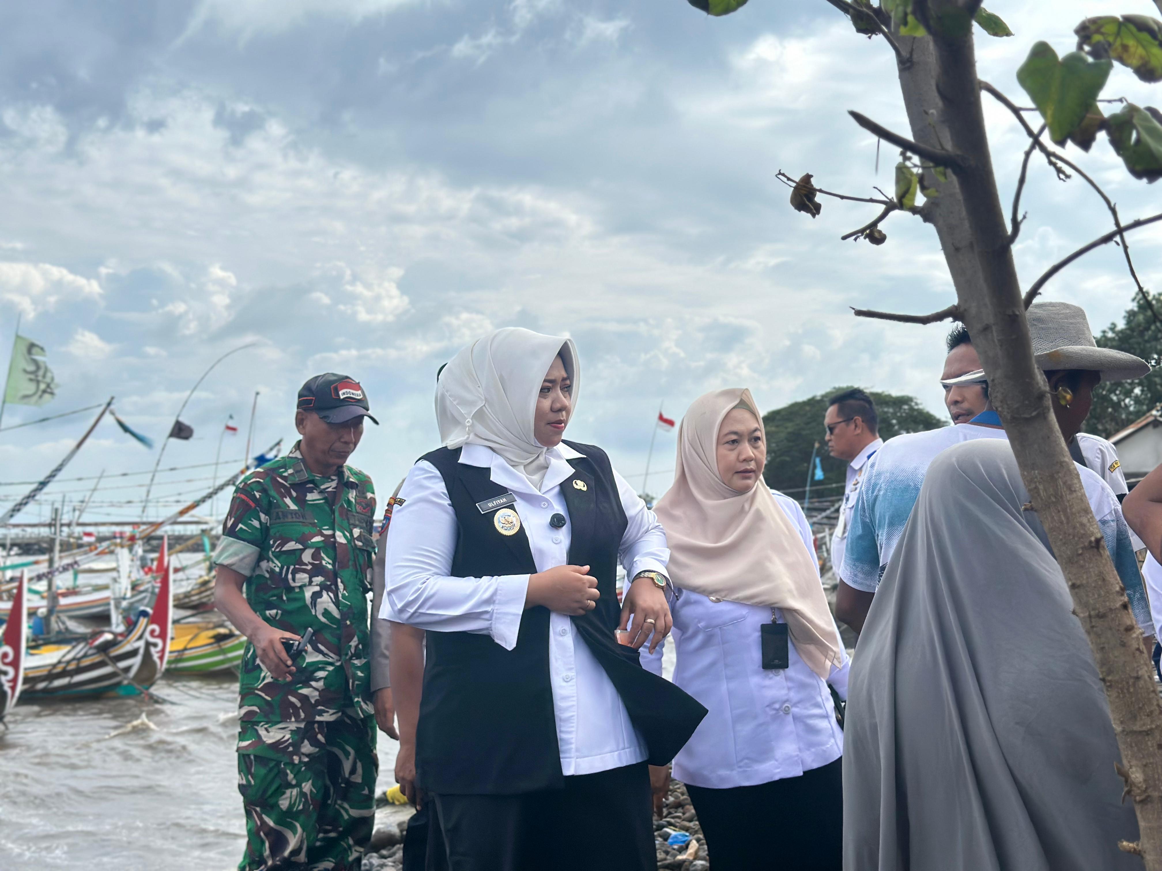 Pemkab Situbondo Rencanakan Pembangunan Tangkis Ombak Melalui Dana BTT di Pesisir Desa Jangkar