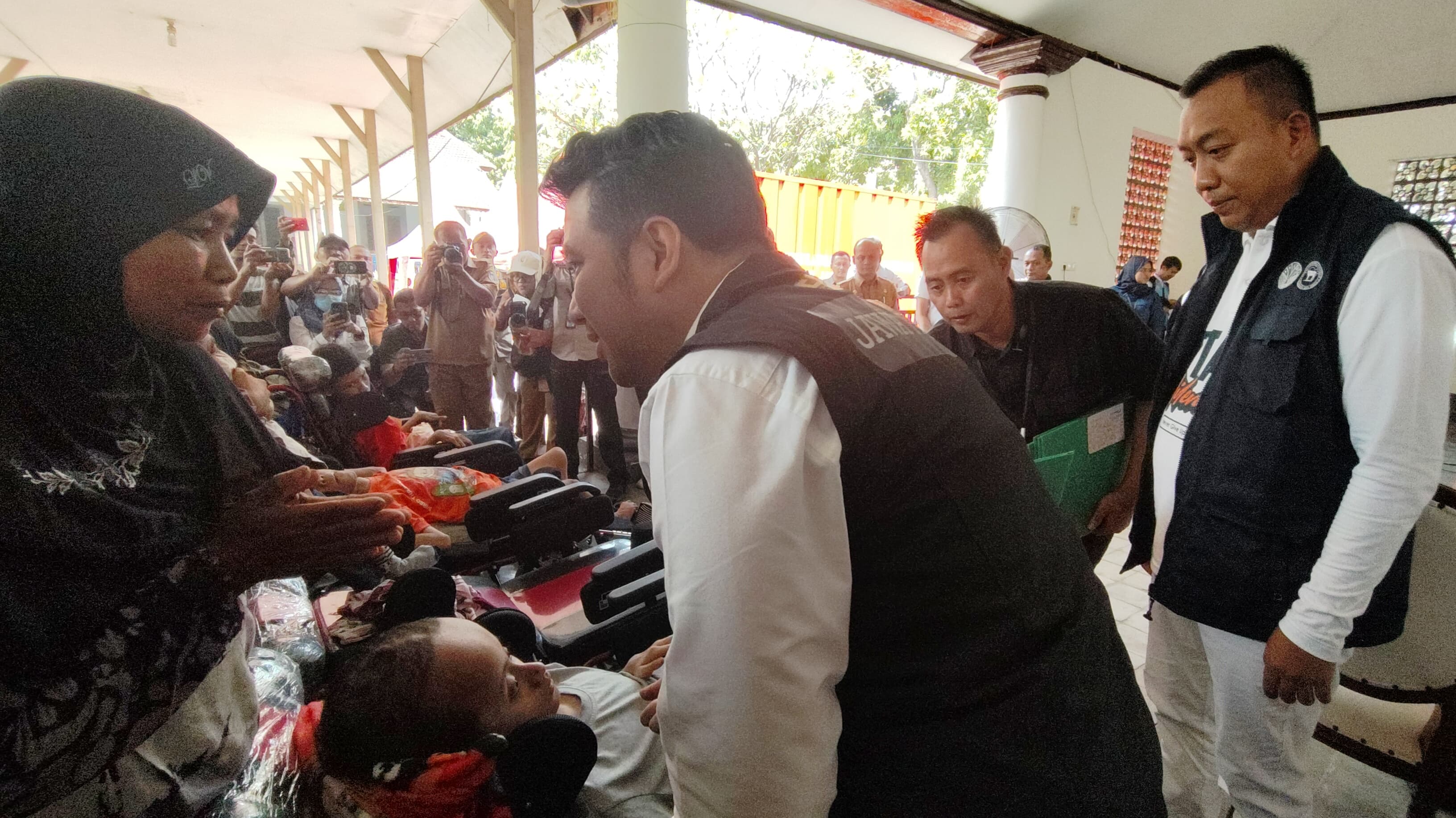 Pemprov Jatim Salurkan Bantuan Rp7,3 Miliar untuk Situbondo