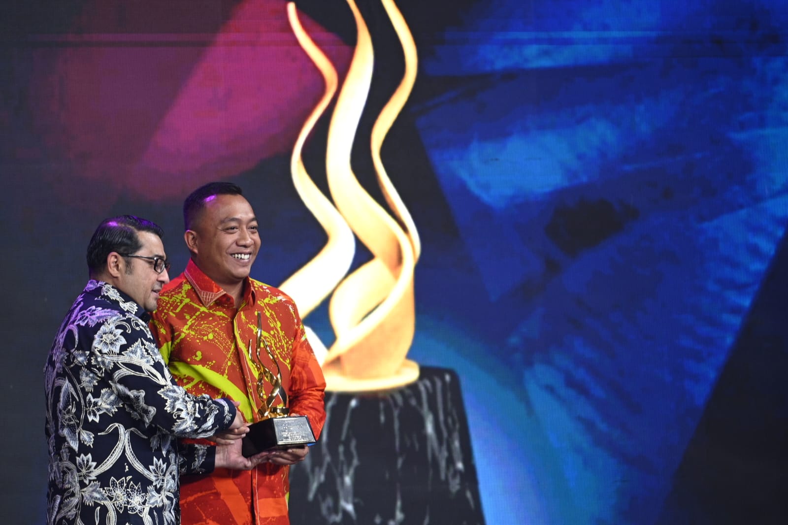 Situbondo Raih Penghargaan Daerah Peduli Pengembangan UMKM dan Potensi Lokal