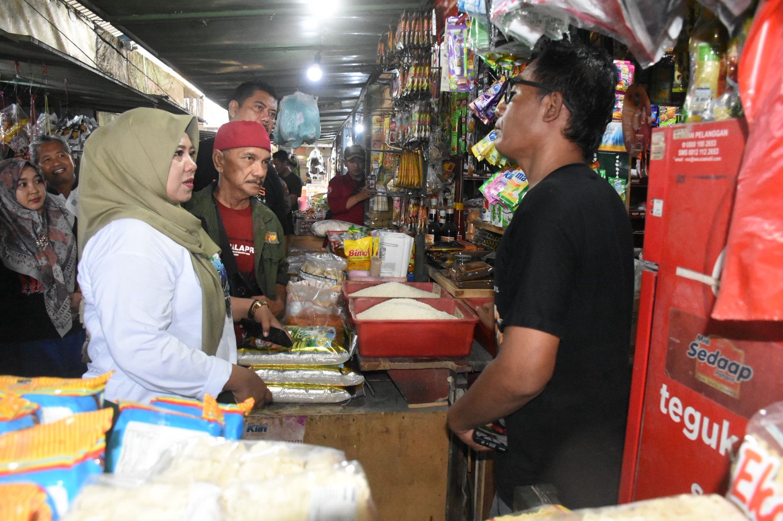 Wabup Situbondo Sidak Pasar Asembagus: Harga Stabil, CCTV Segera Dipasang Antisipasi Pencurian