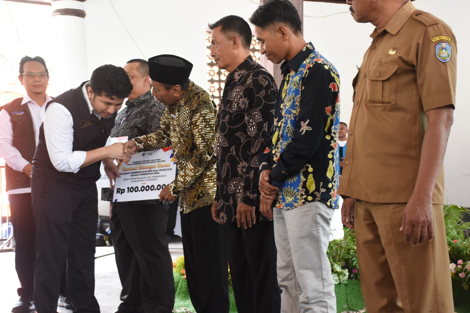 Wagub Emil Dardak: Besuki Punya Peluang Jadi Pusat Pertumbuhan Baru di Situbondo
